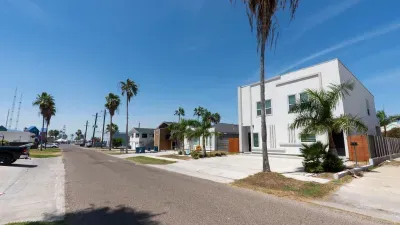 Sleeps 12, Pool, Walk to Beach - image 22 of 188