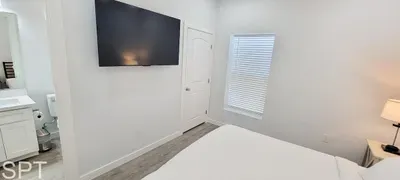 2 Level 3BR Townhome | Best Value | Sleeps Ten - image 83 of 106