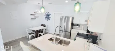 Newer 3BR Townhome | Sleeps 10 | 2 Level | Bayside - image 54 of 123