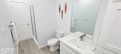 Newer 3BR Townhome | Sleeps 10 | 2 Level | Bayside - image 25 of 123