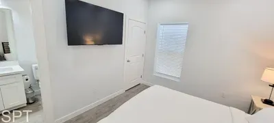 Newer 3BR Townhome | Sleeps 10 | 2 Level | Bayside - image 105 of 123