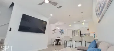 Newer 3BR Townhome | Sleeps 10 | 2 Level | Bayside - image 70 of 123