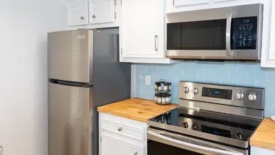 Saida 3603 - 6 Floor Gulf-Front Remodel - Sleeps 8 - image 25 of 94