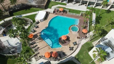 Tons of Beds 1st floor Beachfront Condo 2 Pools - image 61 of 66