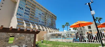 Tons of Beds 1st floor Beachfront Condo 2 Pools - image 39 of 66