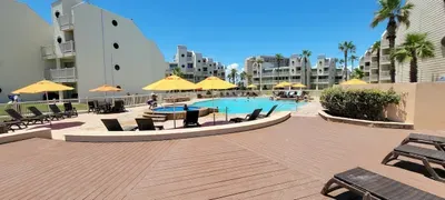 Tons of Beds 1st floor Beachfront Condo 2 Pools - image 53 of 66