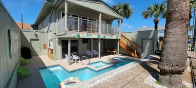 *Huge Beachview Home *Pool *Updated - image 46 of 101