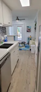 *Huge Beachview Home *Pool *Updated - image 93 of 101