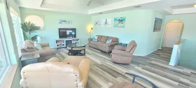 *Big Home for Family * Beach view * Pet Friendly - image 37 of 88