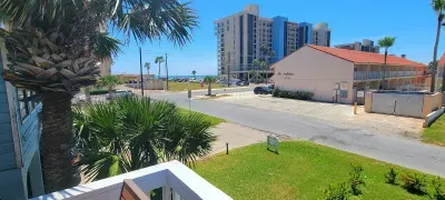 *Big Home for Family * Beach view * Pet Friendly - image 24 of 88