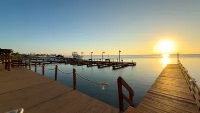 Direct Bayfront Sunsets - Boat Docks - Pool - Fish - image 83 of 89