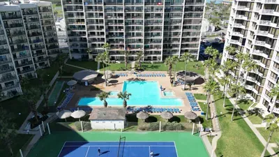* Heated Pool * Sleeps Many Beachfront Resort - image 119 of 180