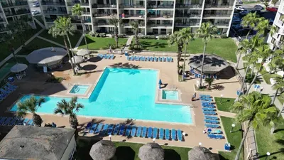 * Heated Pool * Sleeps Many Beachfront Resort - image 130 of 180