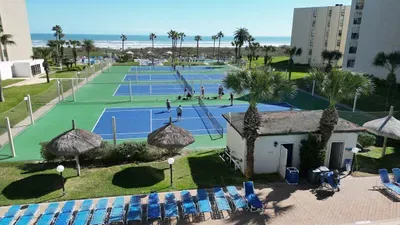 * Heated Pool * Sleeps Many Beachfront Resort - image 118 of 180