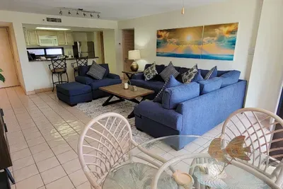 * Heated Pool * Sleeps Many Beachfront Resort - image 22 of 180