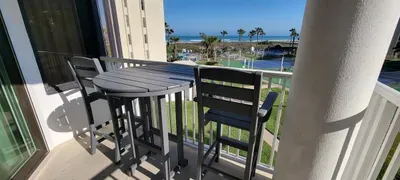 * Heated Pool * Sleeps Many Beachfront Resort - image 86 of 180