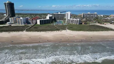 * Heated Pool * Sleeps Many Beachfront Resort - image 108 of 180