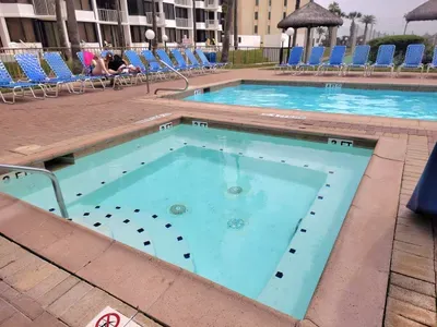 * Heated Pool * Sleeps Many Beachfront Resort - image 77 of 180