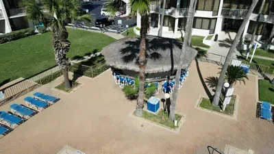 * Heated Pool * Sleeps Many Beachfront Resort - image 114 of 180