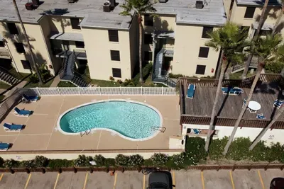 * Near Beach * Cute & Cozy Pool - image 70 of 75