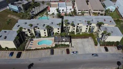 * Near Beach * Cute & Cozy Pool - image 73 of 75