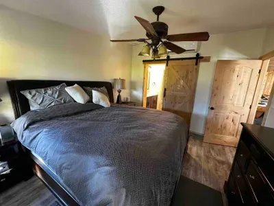 Bedroom #1 Master King Bed with private full bath 