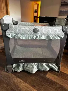 New and clean  port a crib.