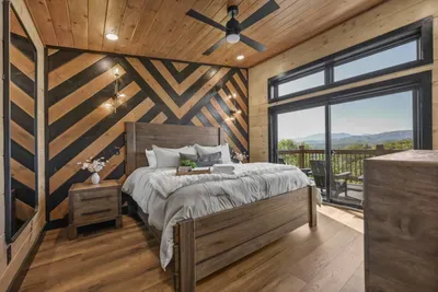 Luxury Panoramic Views, Pool & Swim Spa, Sleeps 20 - image 42 of 96