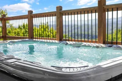 Luxury Panoramic Views, Pool & Swim Spa, Sleeps 20 - image 85 of 96