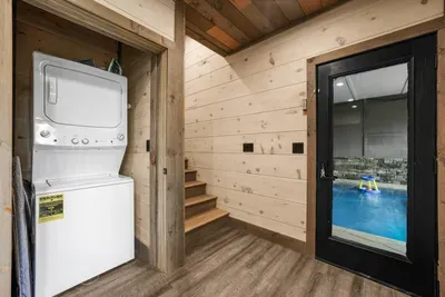 Indoor Pool + Pool Table, Private Cabin, Sleeps 10 - image 54 of 78