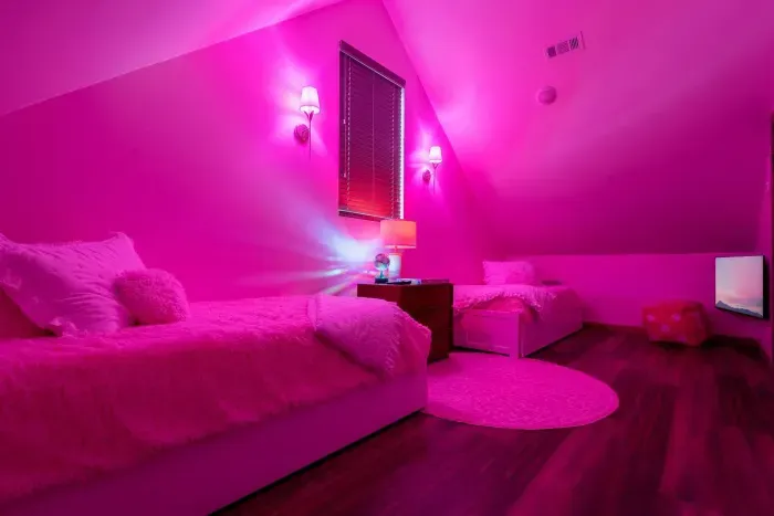 Side-by-side beds for side-by-side memories