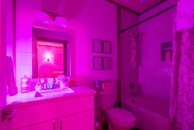 PINK PINK PINK