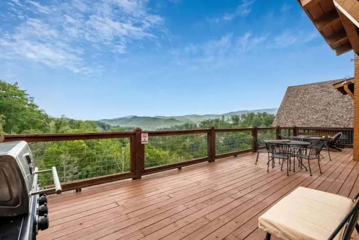 Step out onto the upper deck and take in the amazing mountain views while you fire up the grill. It’s the perfect spot for outdoor dining and relaxing in the Smokies.