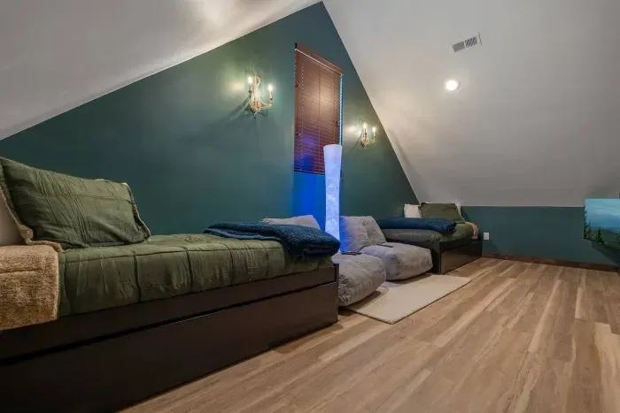 A restful spot for your Blue Jean Baby dreams