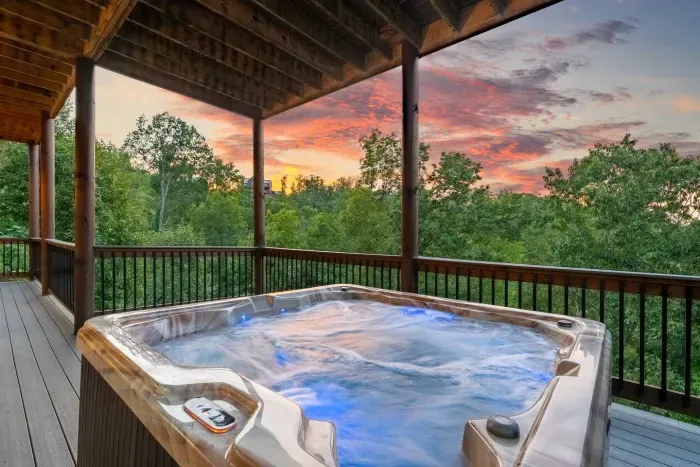 Hot tub on back of cabin - private!
