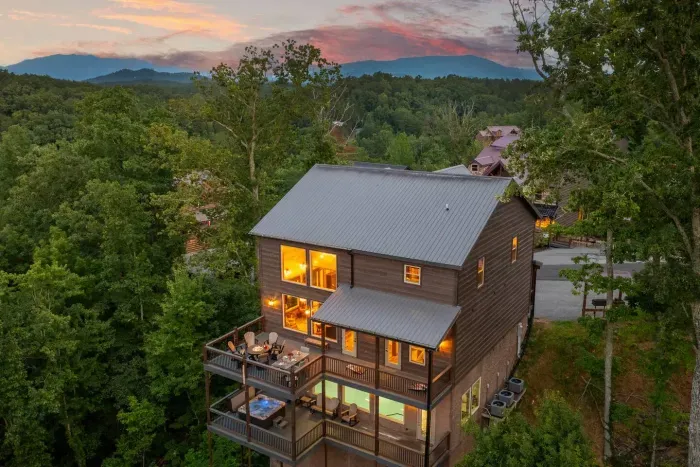 Sunset : Mountain Views