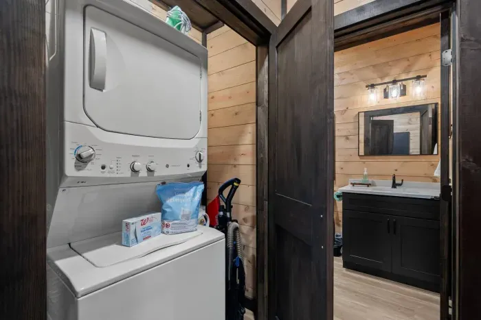Convenient in-cabin laundry setup