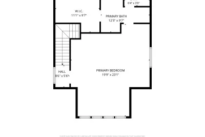 Third-floor layout: the primary suite with its en-suite bath and walk-in closet.