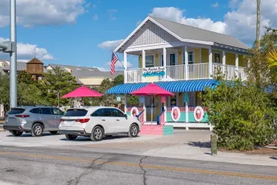Blue Mountain Beach Creamery – just a ½-mile walk from the front door. A colorful local favorite for ice cream and sweet treats, perfect for an easy dessert stop or evening stroll.