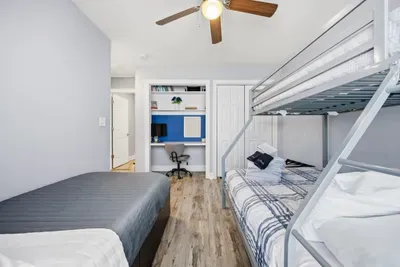 3rd bedroom that can sleep 4 guest.