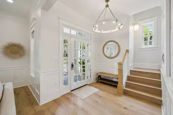 Your easy arrival starts here — a keyless smart lock means no lockbox fumbling, just walk right in. Drop your bags on the bench and settle into a light-filled, freshly renovated home.