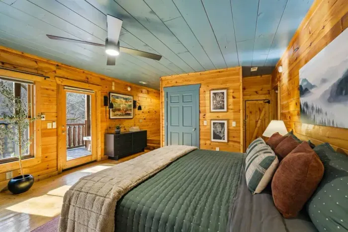 Relax in a comfortable king-size bed with a ceiling fan for added comfort.