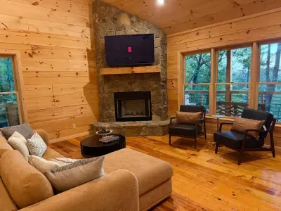 Amber Ridge Retreat