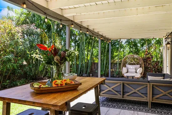 Outdoor dining area