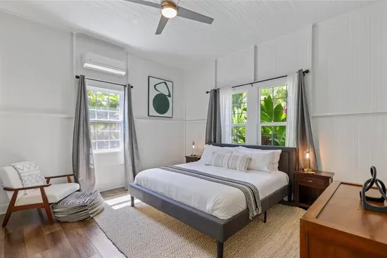 Private 4BR Home | The Blue Door on Church Street