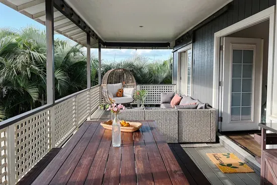 Private 4BR Home | The Blue Door on Church Street