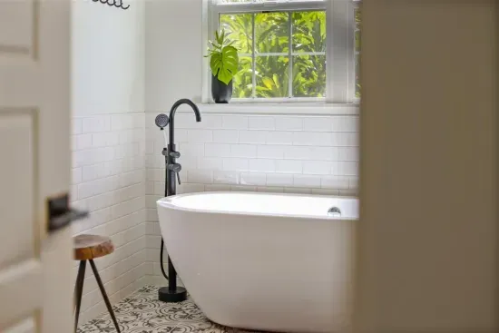 Private 4BR Home | The Blue Door on Church Street
