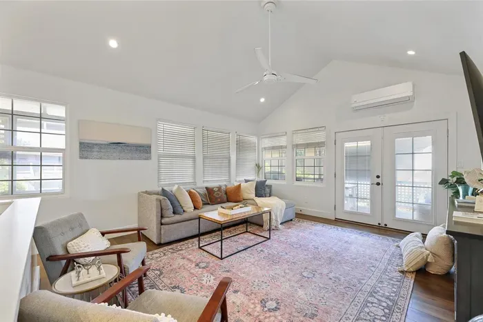 Private 4BR Home | The Blue Door on Church Street - image 31 of 154