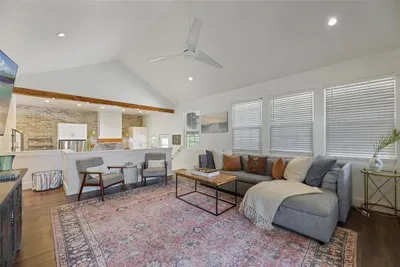 Two Bedroom Suite | The Blue Door on Church Street - image 32 of 49