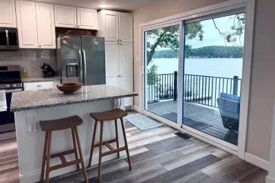 Grand Lakefront Escape at Lake of the Ozarks - image 11 of 59